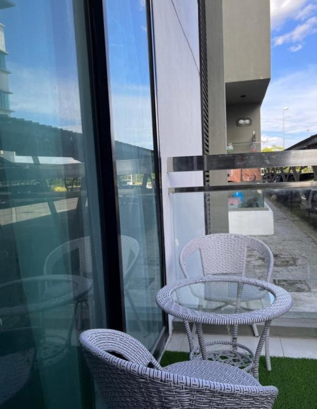 Faiz Homestay Kuching Exterior foto
